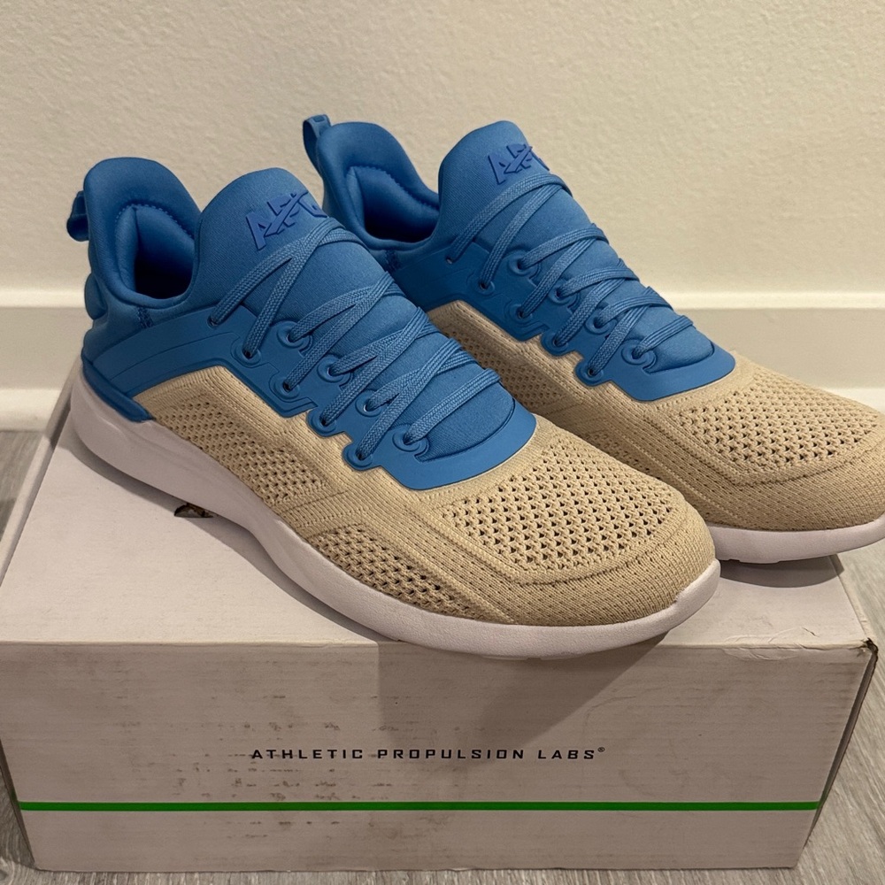 APL Women’s Techloom Tracer